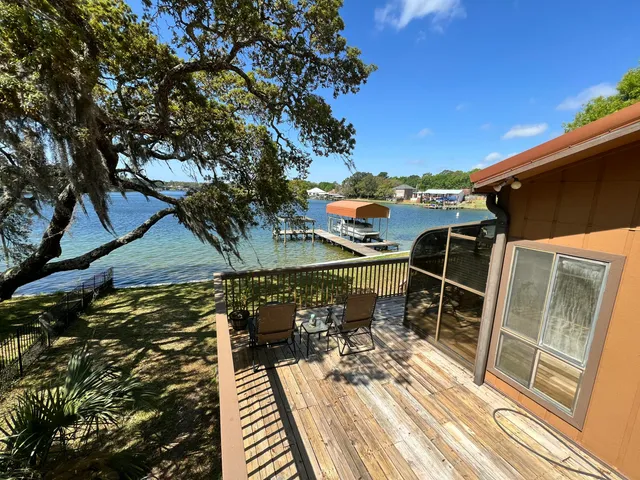 $899,700 | 606 Pelham Road, Fort Walton Beach, FL 32547