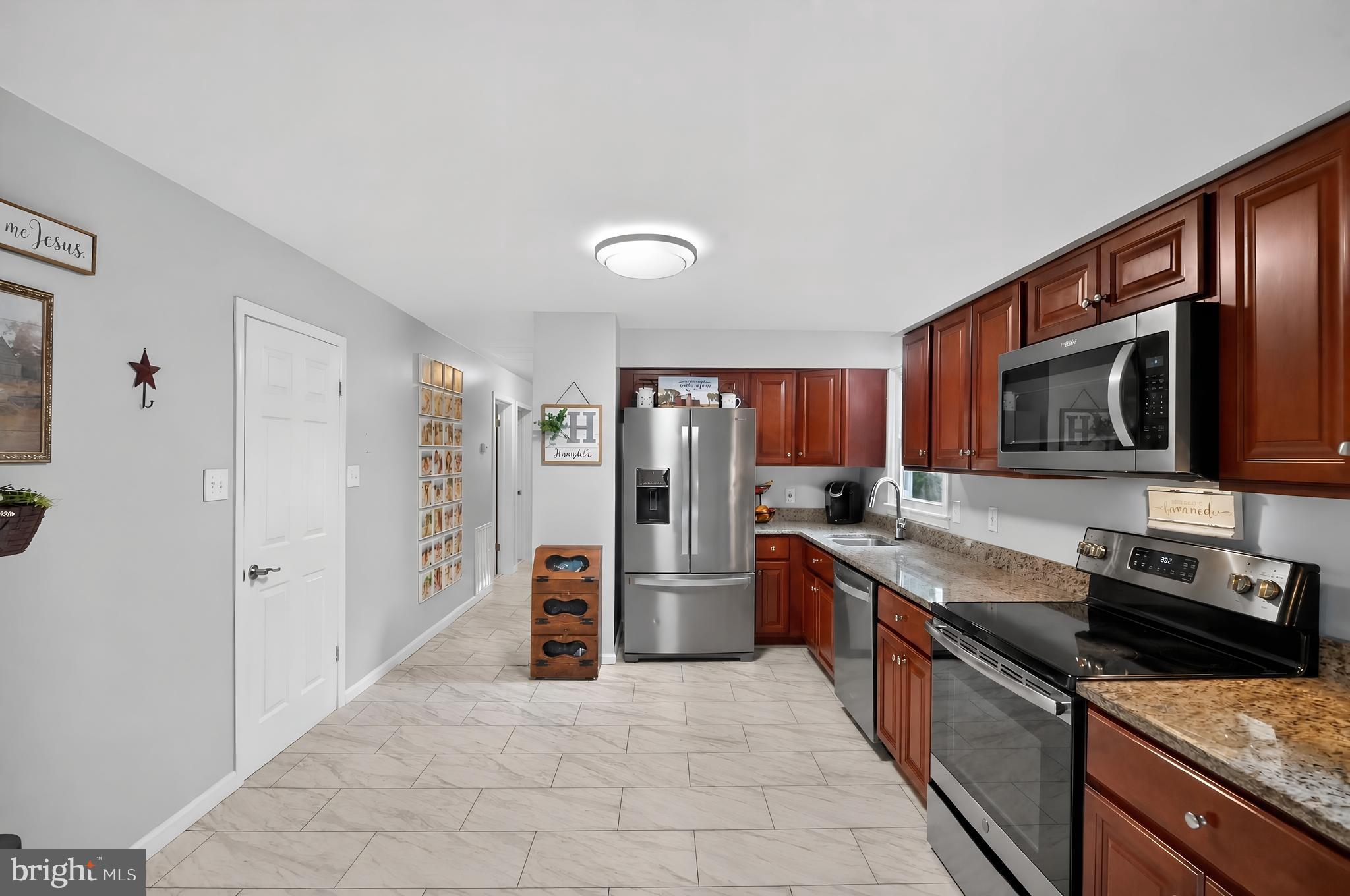 4055 Novum Road Reva, VA 22735 - Photo 23 of 39 Luxury Vinyl Tile Flooring