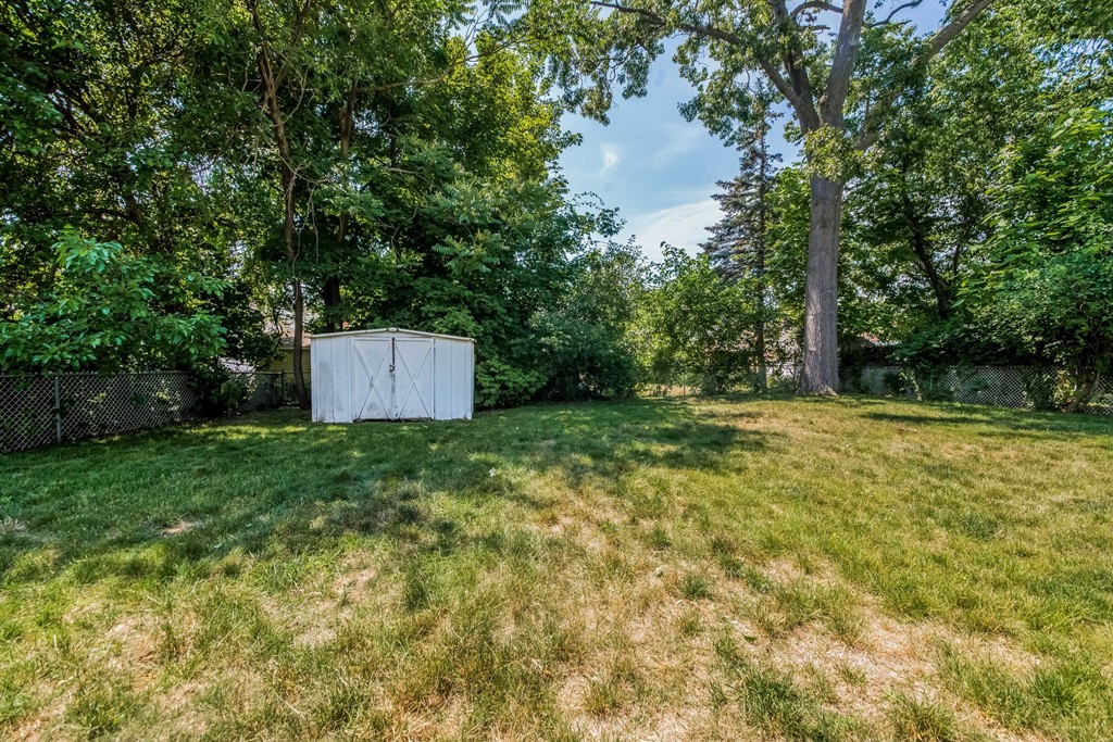 78 Clement Street Springfield, MA 01118 - Photo 11 of 12 Gallery Image 11