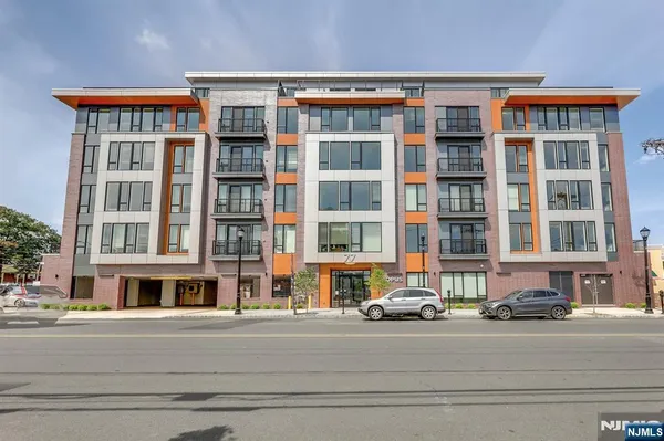 $2,250 | 85 Ridge Road, Unit 406, North Arlington, NJ 07031