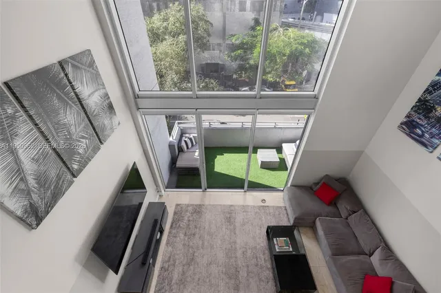 $460,000 | 1060 Brickell Condominiums, Miami, FL 33131