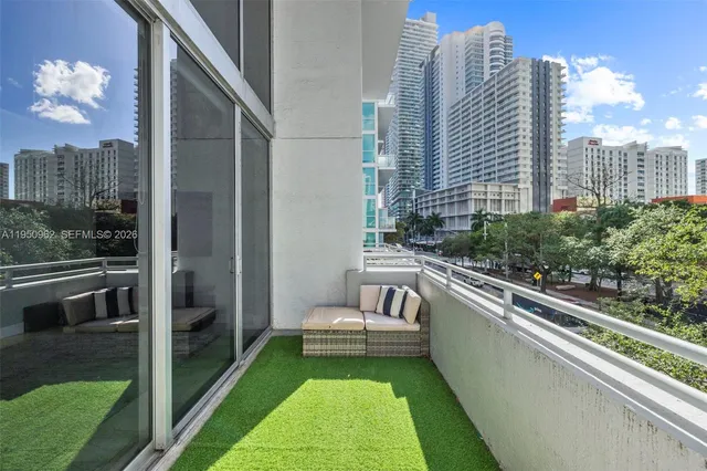 $460,000 | 1060 Brickell Condominiums, Miami, FL 33131