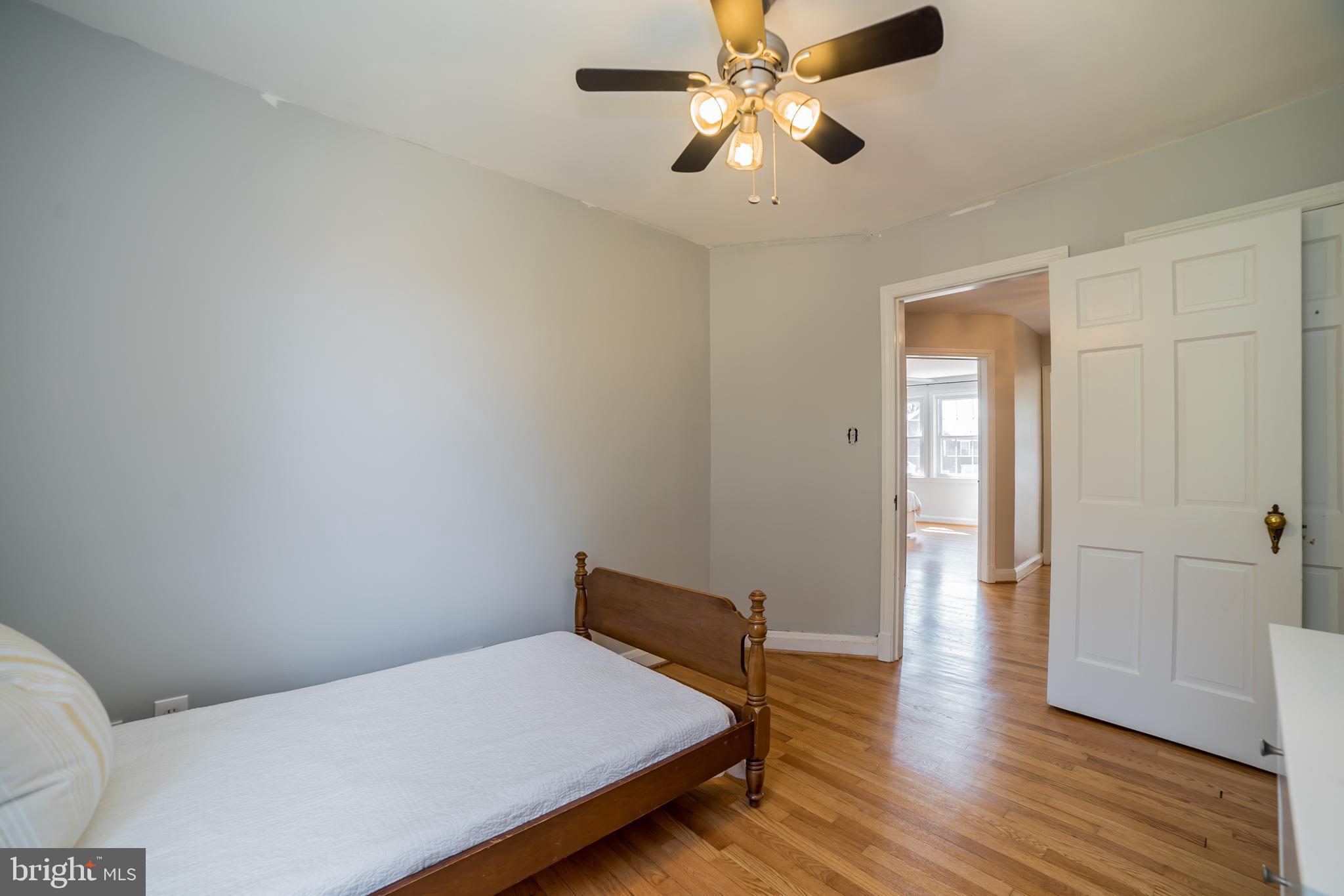 403 Lambeth Road Baltimore, MD 21228 - Photo 18 of 30 Bedroom