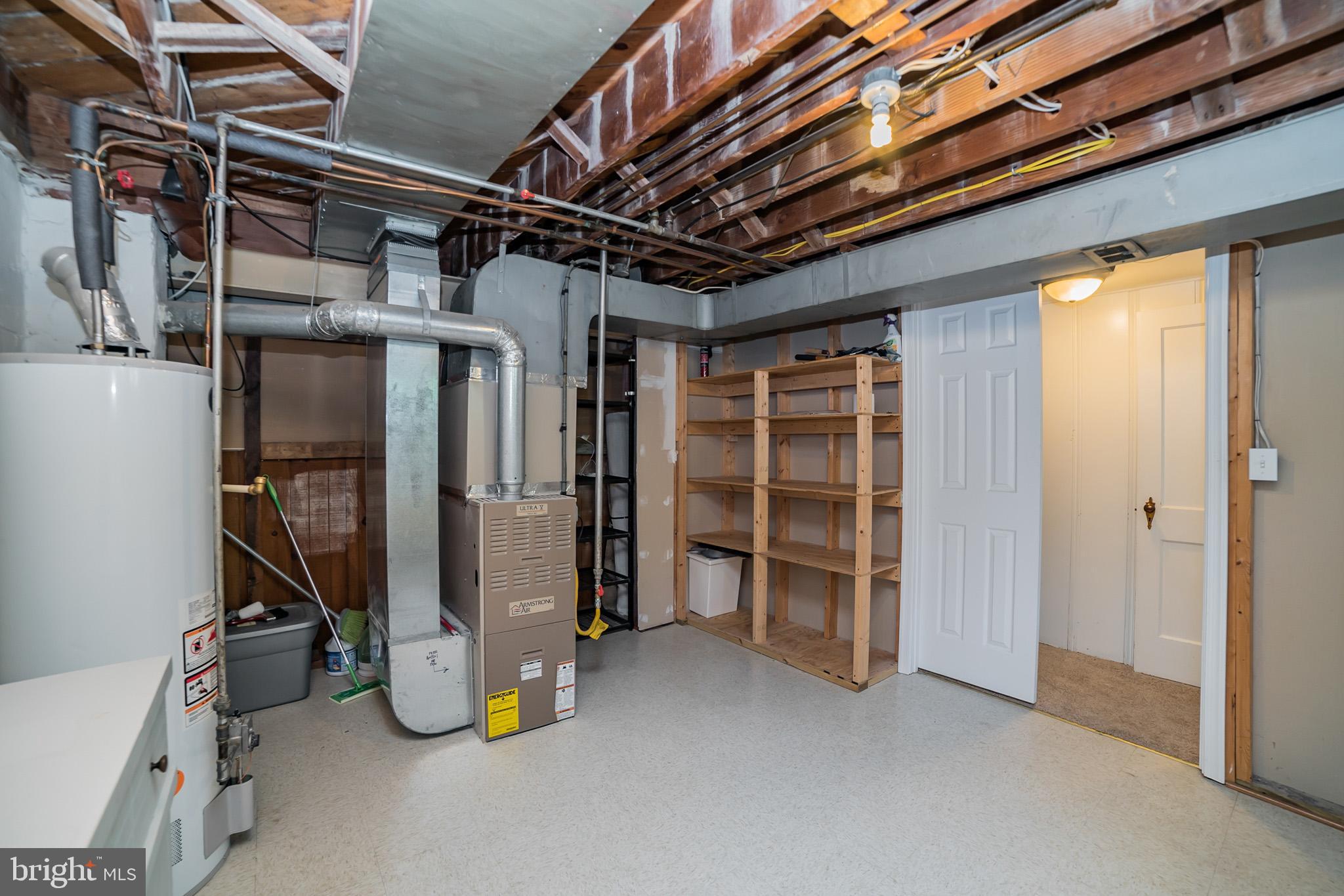 403 Lambeth Road Baltimore, MD 21228 - Photo 26 of 30 Additional work room & laundry room