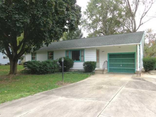 406 Meade Road Niles, MI 49120 - Photo 1 of 17 Front view