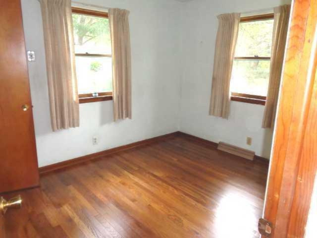 406 Meade Road Niles, MI 49120 - Photo 11 of 17 Bedroom