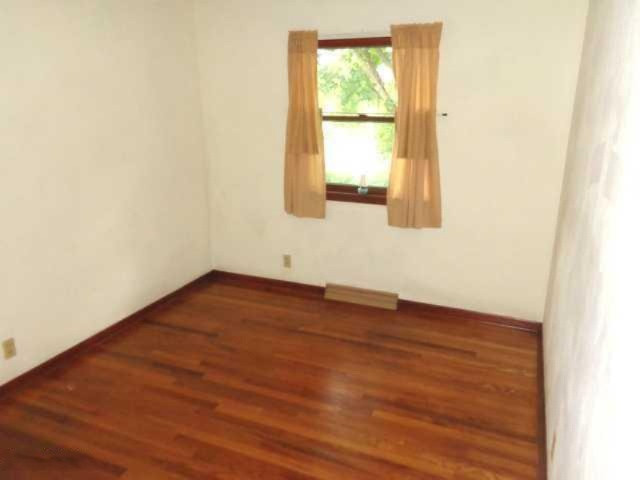 406 Meade Road Niles, MI 49120 - Photo 9 of 17 Bedroom