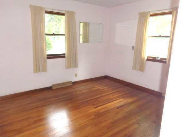 406 Meade Road Niles, MI 49120 - Photo 10 of 17 Bedroom