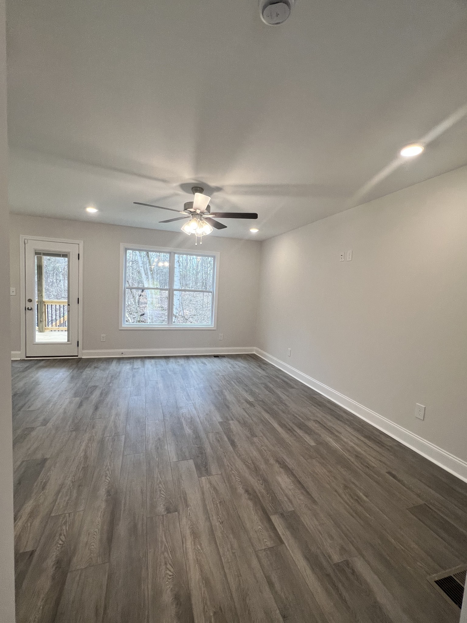 2776 Union Hall Road Clarksville, TN 37040 - Photo 3 of 16 Gallery Image 3