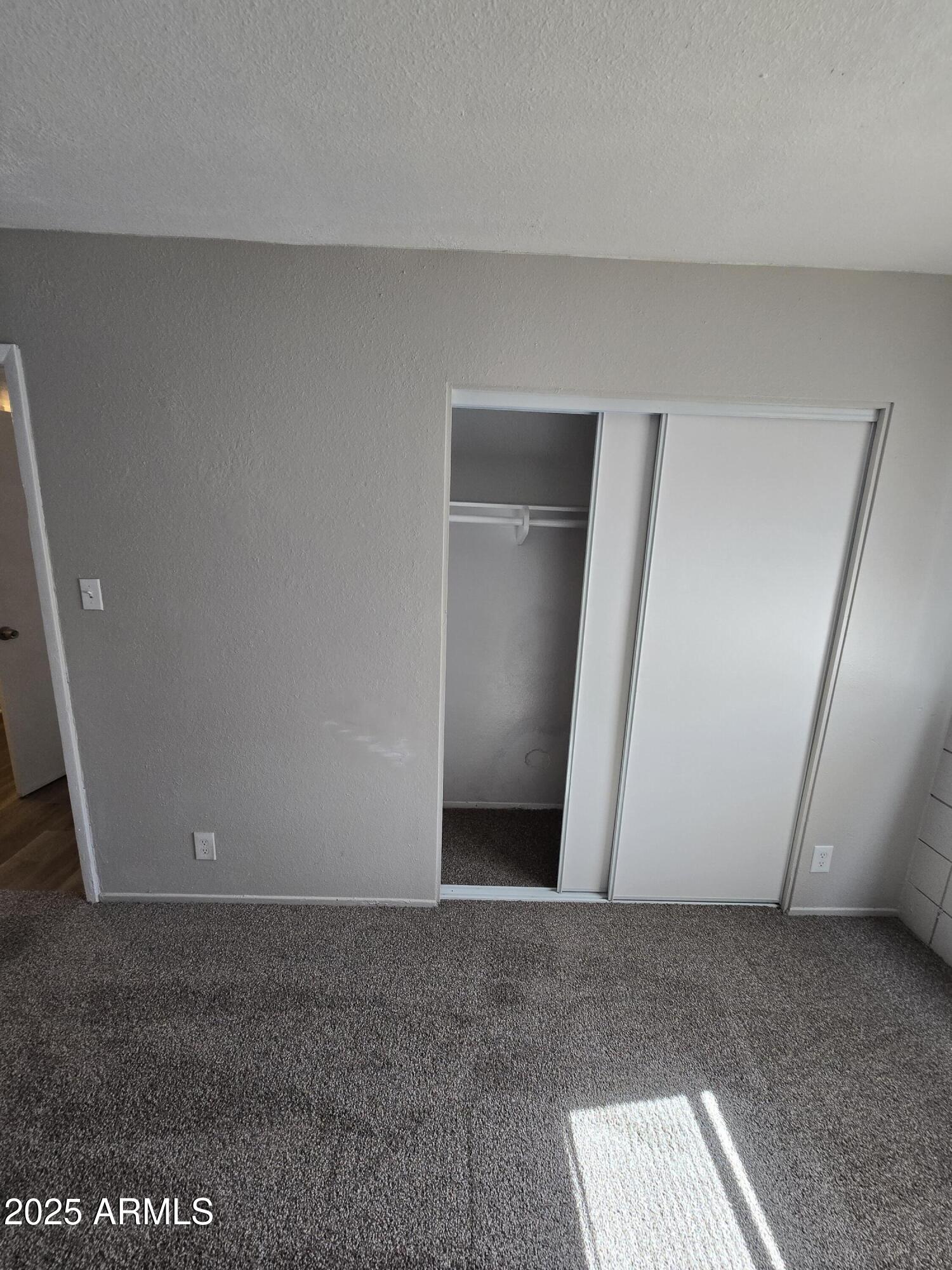 2038 West Cactus Road Phoenix, AZ 85029 - Photo 23 of 35 20250208_122032
