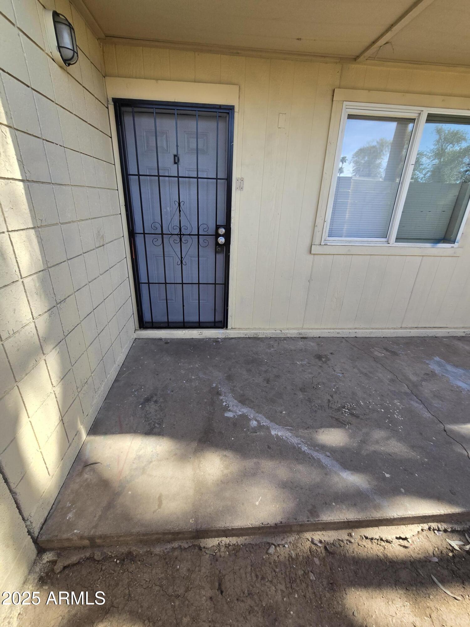 2038 West Cactus Road Phoenix, AZ 85029 - Photo 31 of 35 20250208_124151