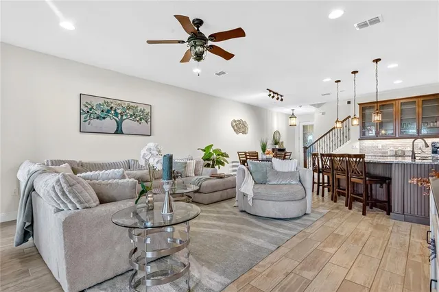 $4,250 | 9009 Palm Key Avenue, Oldsmar, FL 34677