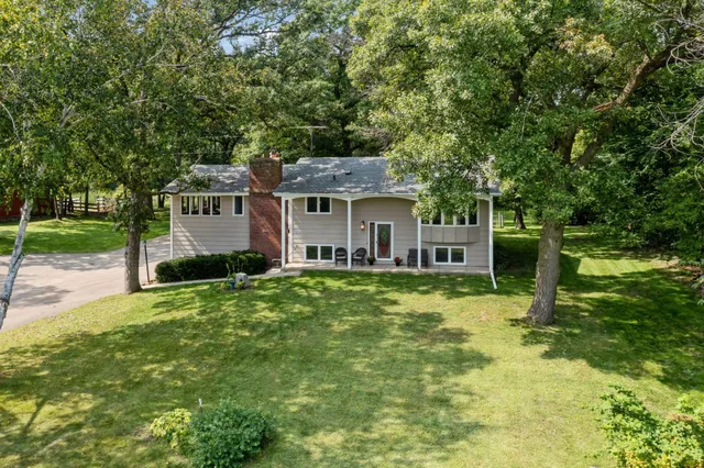 $850,000 | 2625 Valley Road, Independence, MN 55359