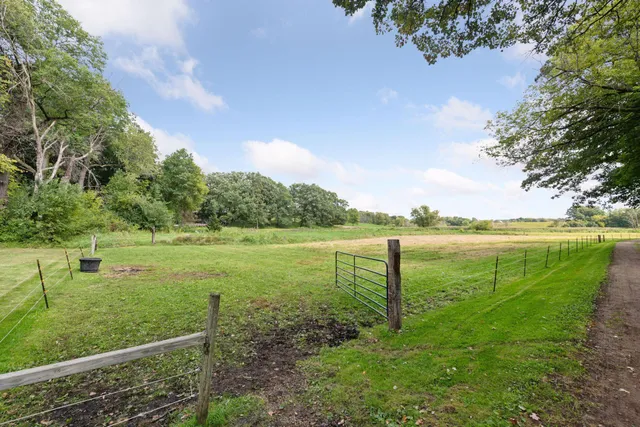 $850,000 | 2625 Valley Road, Independence, MN 55359