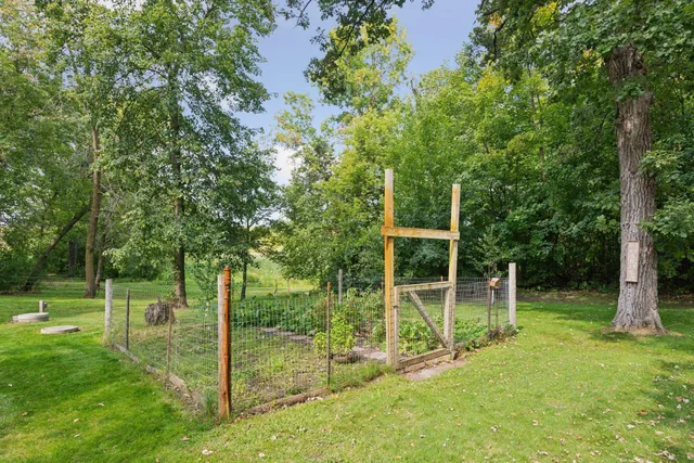 $850,000 | 2625 Valley Road, Independence, MN 55359