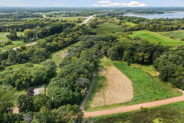 $850,000 | 2625 Valley Road, Independence, MN 55359