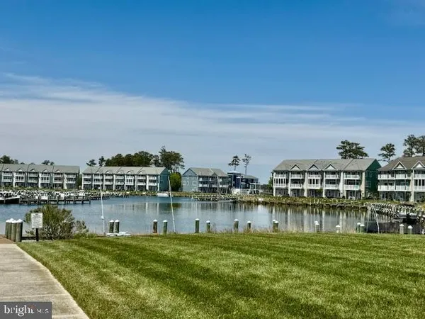 $549,000 | 10800 Navy Page Lane, Unit 104, Berlin, MD 21811