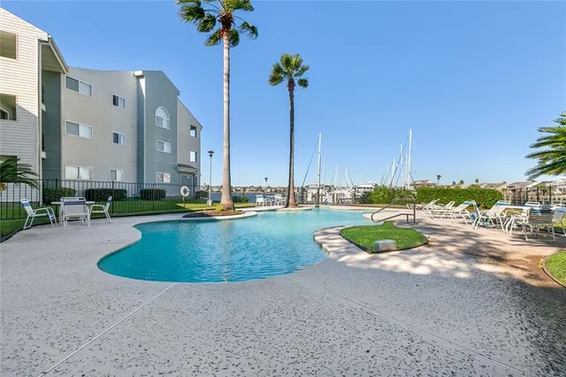 $139,000 | 1244 Harbor Drive, Unit 321, Slidell, LA 70458