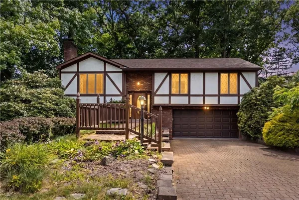$310,000 | 1721 Grovecrest Drive, Pittsburgh, PA 15239