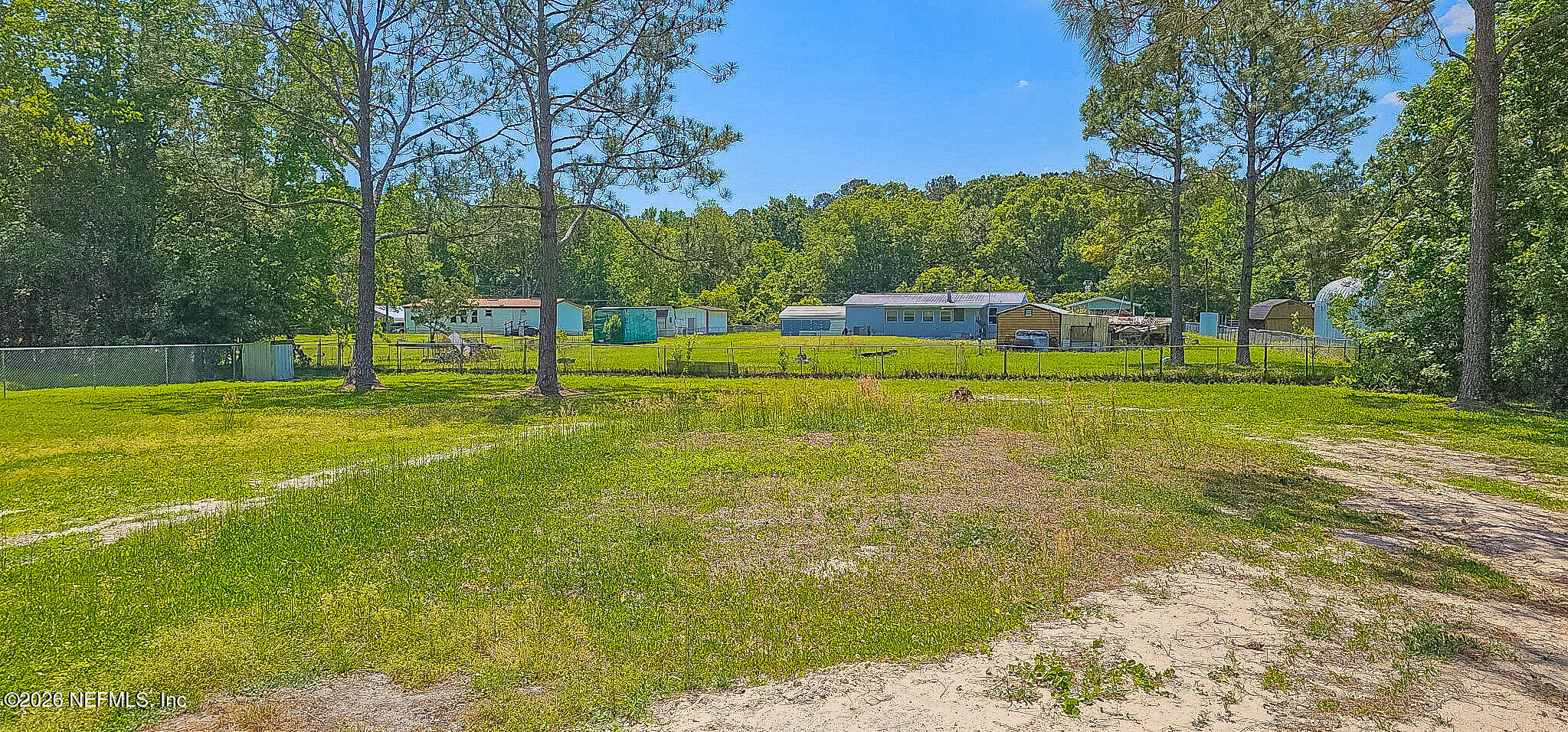 54332 Pelican Road Callahan, FL 32011 - Photo 2 of 9 Backyard