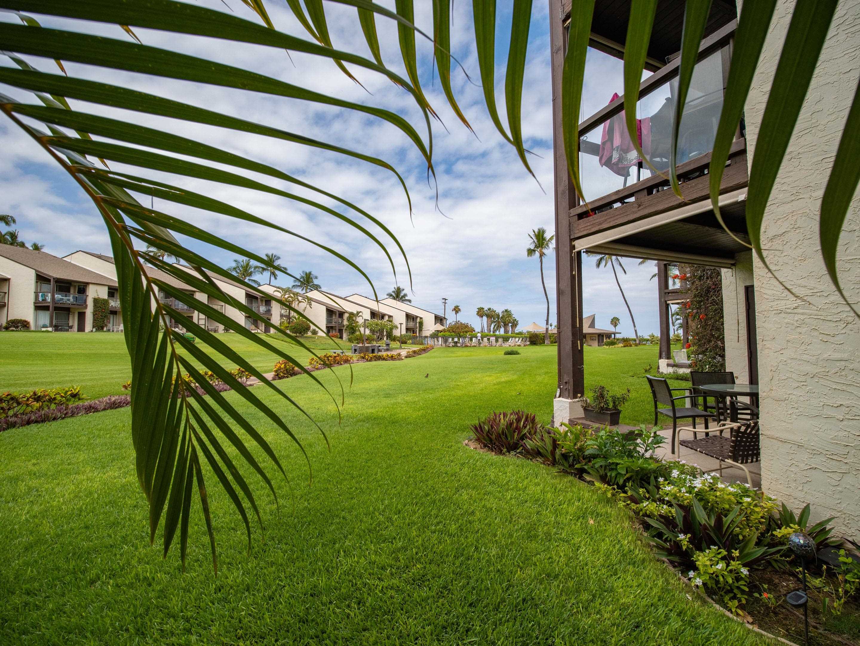 2737 South Kihei Road, Unit 1119 Kihei, HI 96753 - Photo 12 of 24 a view of building with garden