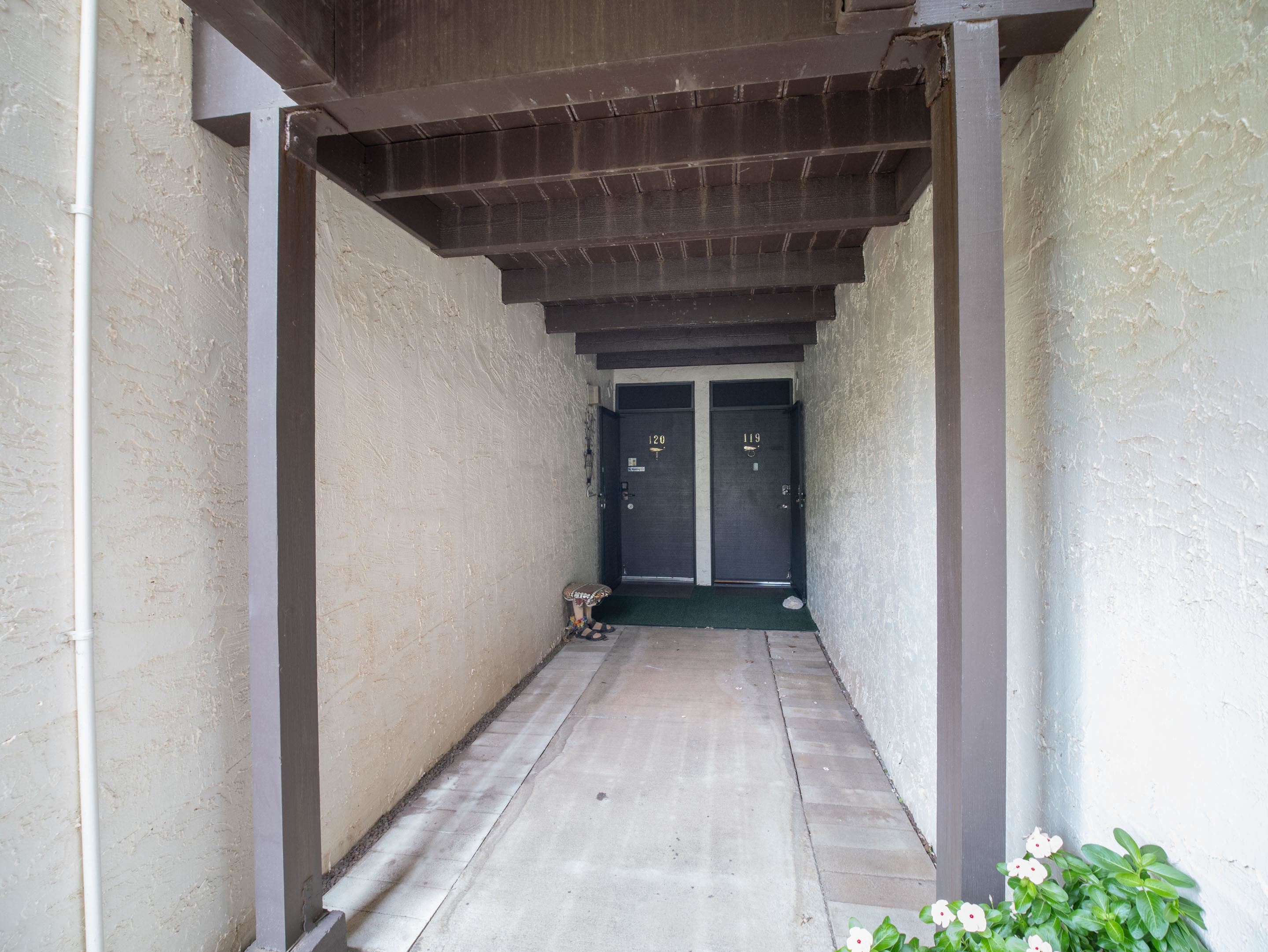 2737 South Kihei Road, Unit 1119 Kihei, HI 96753 - Photo 14 of 24 a view of entryway