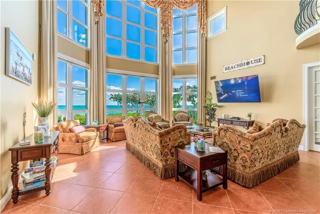 $5,750,000 | 4643 Northeast Ocean Boulevard, Stuart, FL 34996