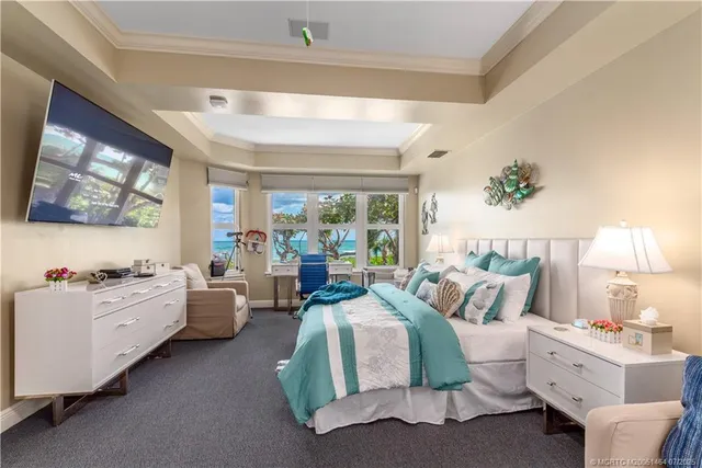 $5,750,000 | 4643 Northeast Ocean Boulevard, Stuart, FL 34996