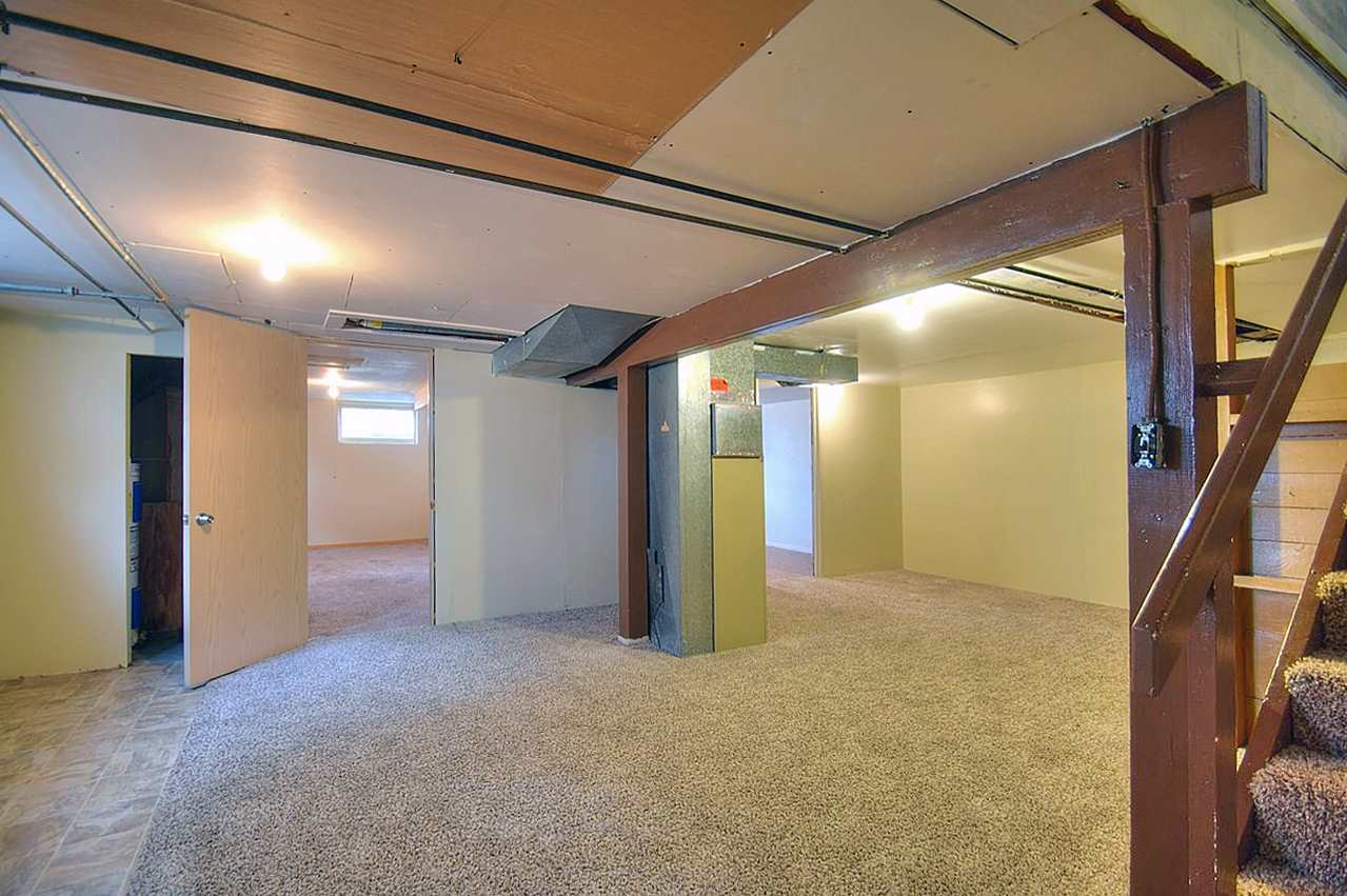 715 South Bowdish Road Spokane Valley, WA 99206 - Photo 11 of 20