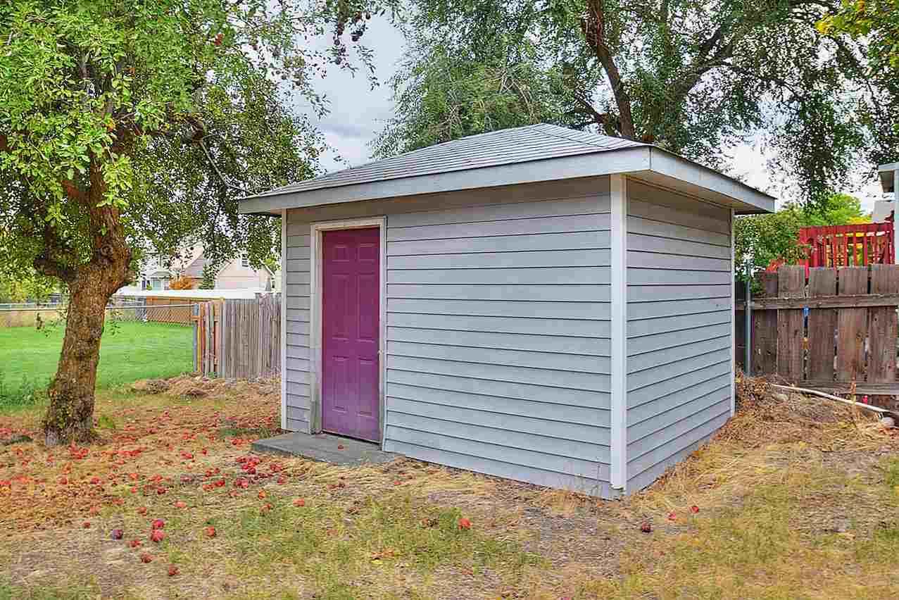 715 South Bowdish Road Spokane Valley, WA 99206 - Photo 18 of 20