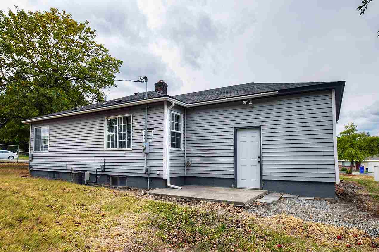 715 South Bowdish Road Spokane Valley, WA 99206 - Photo 19 of 20