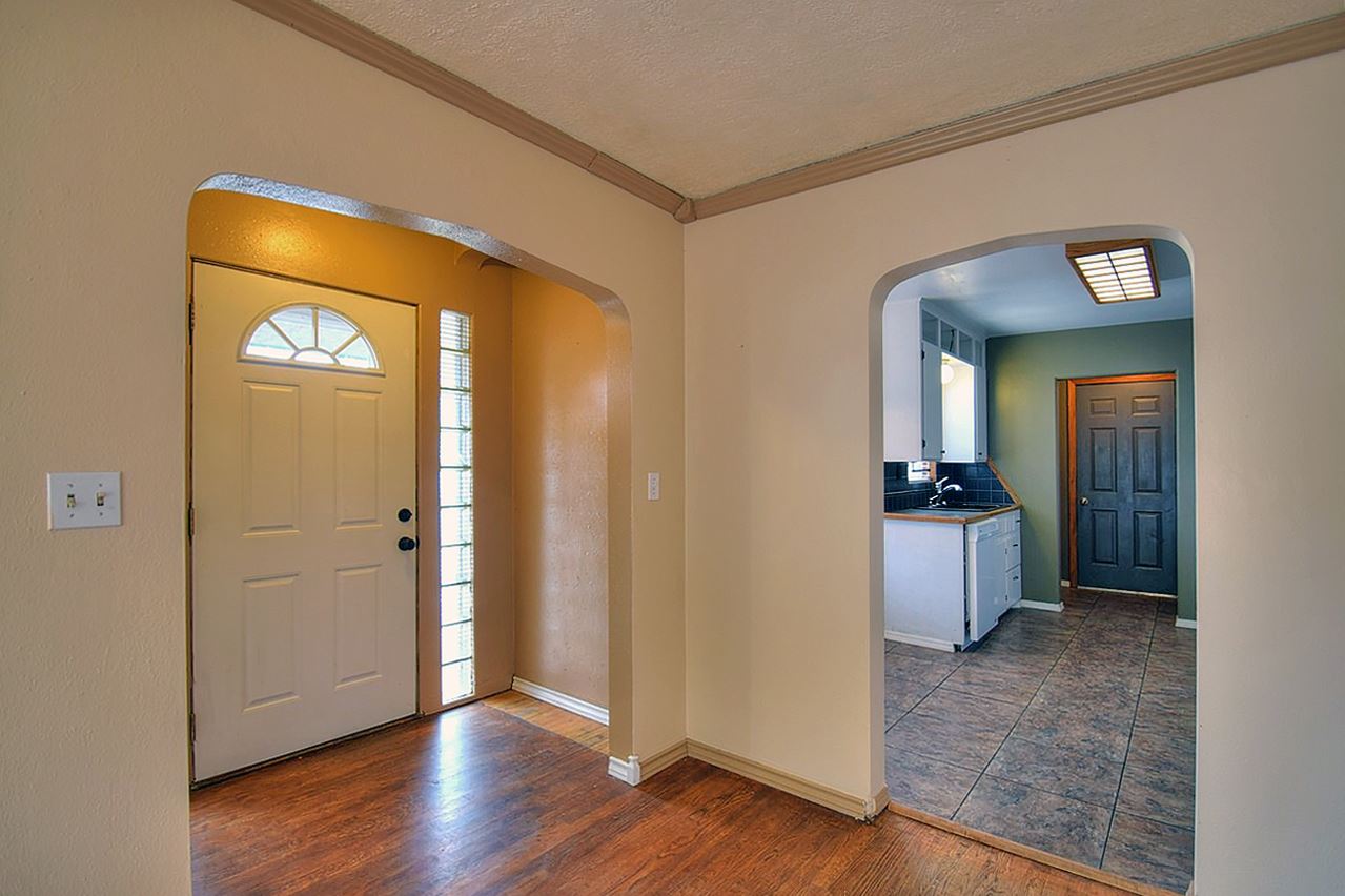 715 South Bowdish Road Spokane Valley, WA 99206 - Photo 5 of 20