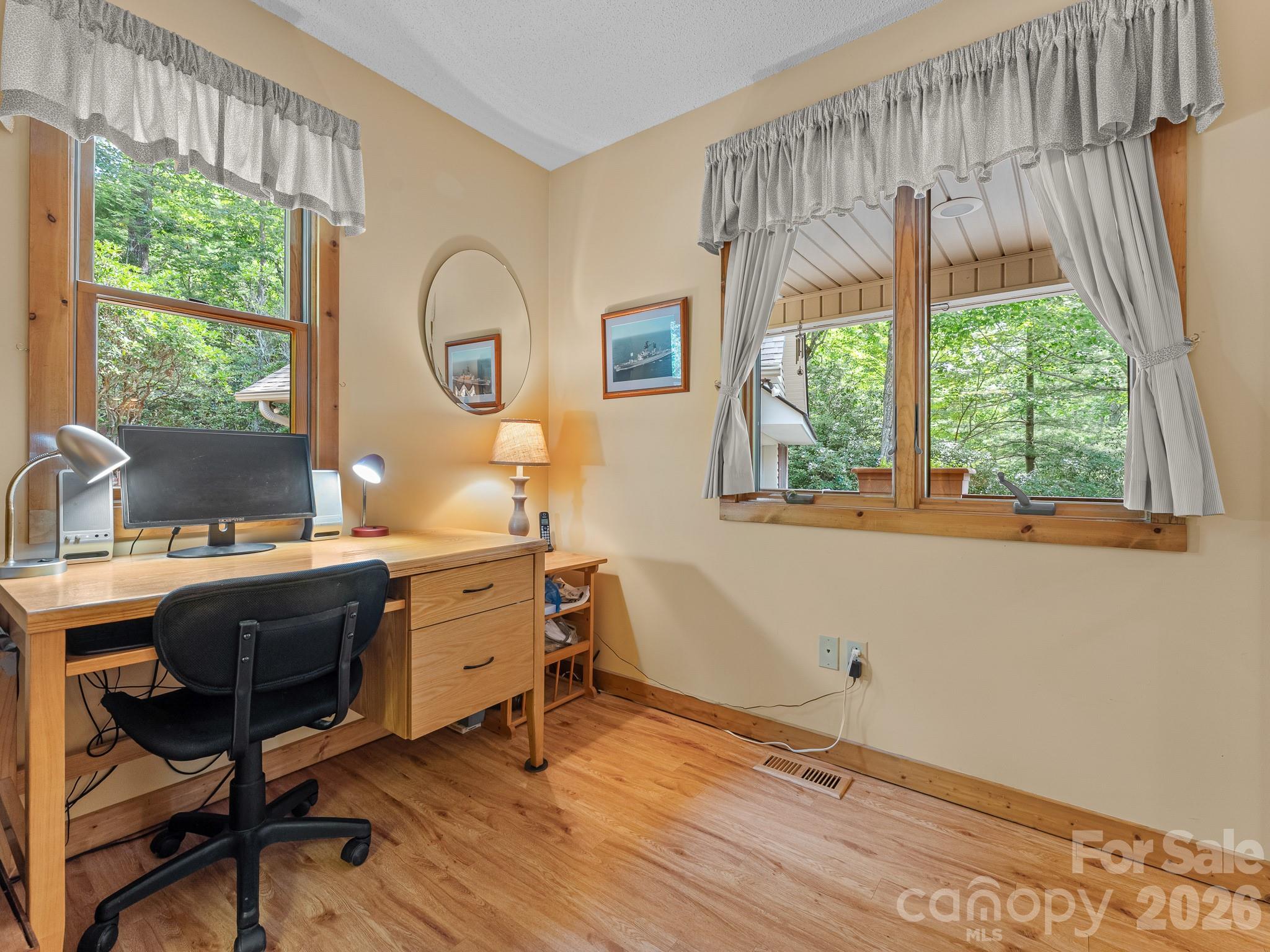 620 Thunder Road Brevard, NC 28712 - Photo 28 of 45 Gallery Image 28
