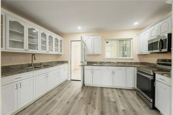 $219,000 | 2801 Virginia Lee Drive, Marrero, LA 70072