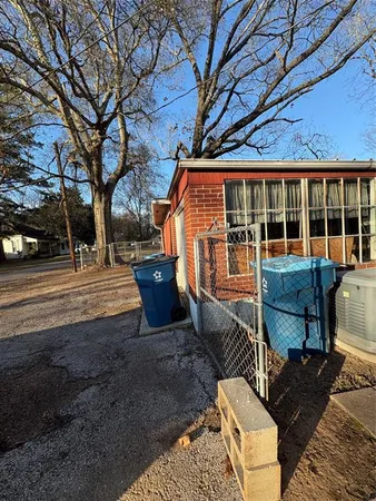a view of outdoor space