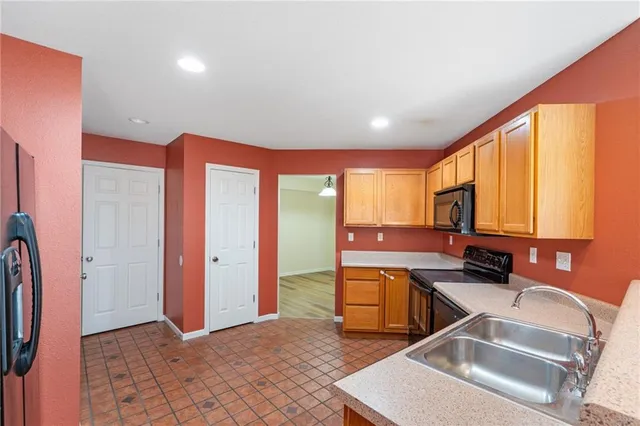 $286,000 | 300 Searsport Drive, Columbia, MO 65201