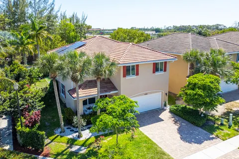 $575,000 | 4725 Foxtail Palm Court, Greenacres, FL 33463