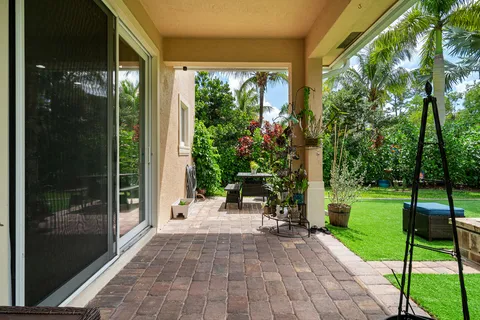 $575,000 | 4725 Foxtail Palm Court, Greenacres, FL 33463