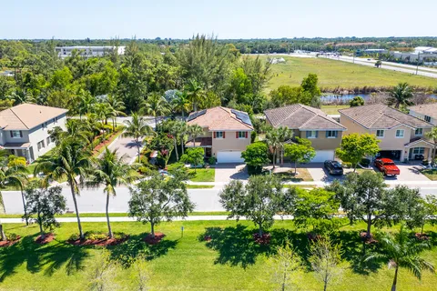 $575,000 | 4725 Foxtail Palm Court, Greenacres, FL 33463