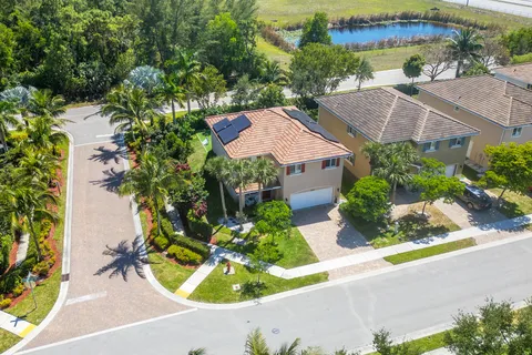 $575,000 | 4725 Foxtail Palm Court, Greenacres, FL 33463