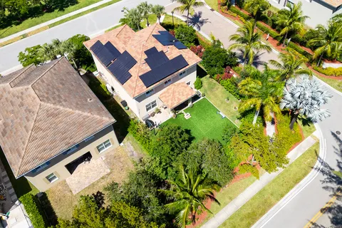 $575,000 | 4725 Foxtail Palm Court, Greenacres, FL 33463