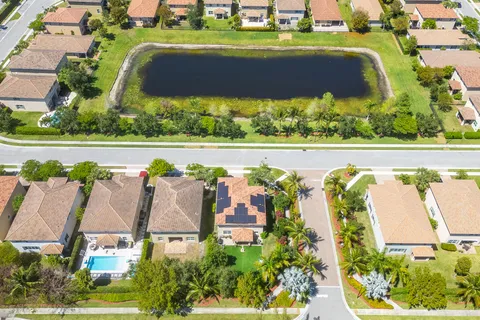$575,000 | 4725 Foxtail Palm Court, Greenacres, FL 33463