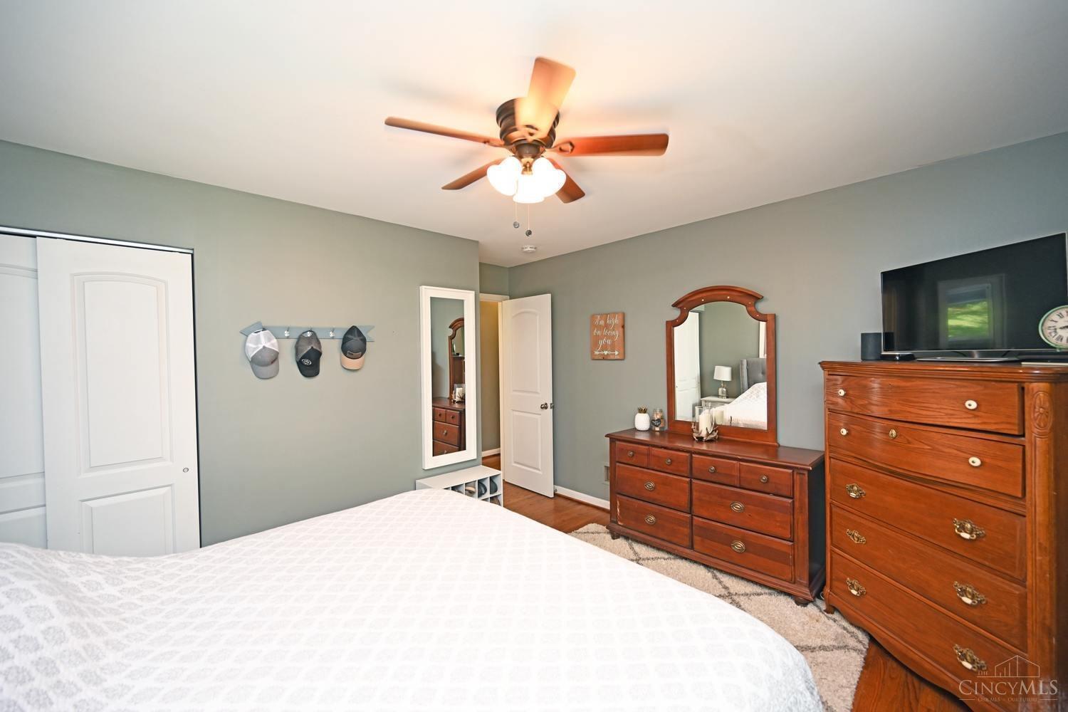 6521 Springdale Road Cincinnati, OH 45247 - Photo 15 of 40