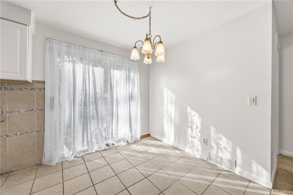 466 Mt Ridge Circle Greece, NY 14616 - Photo 6 of 25