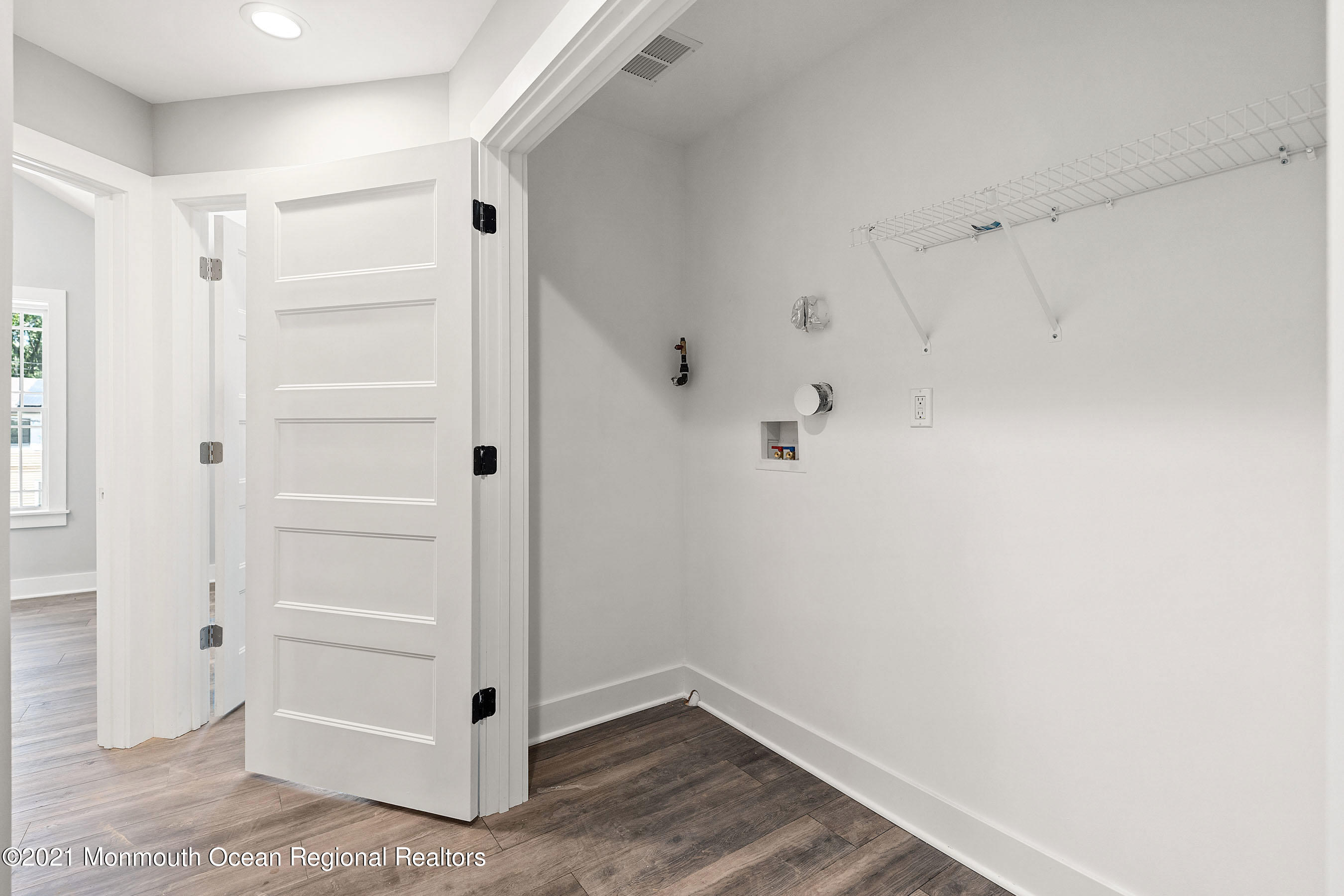 308 Riverside Drive Bayville, NJ 08721 - Photo 29 of 35 a view of an empty room