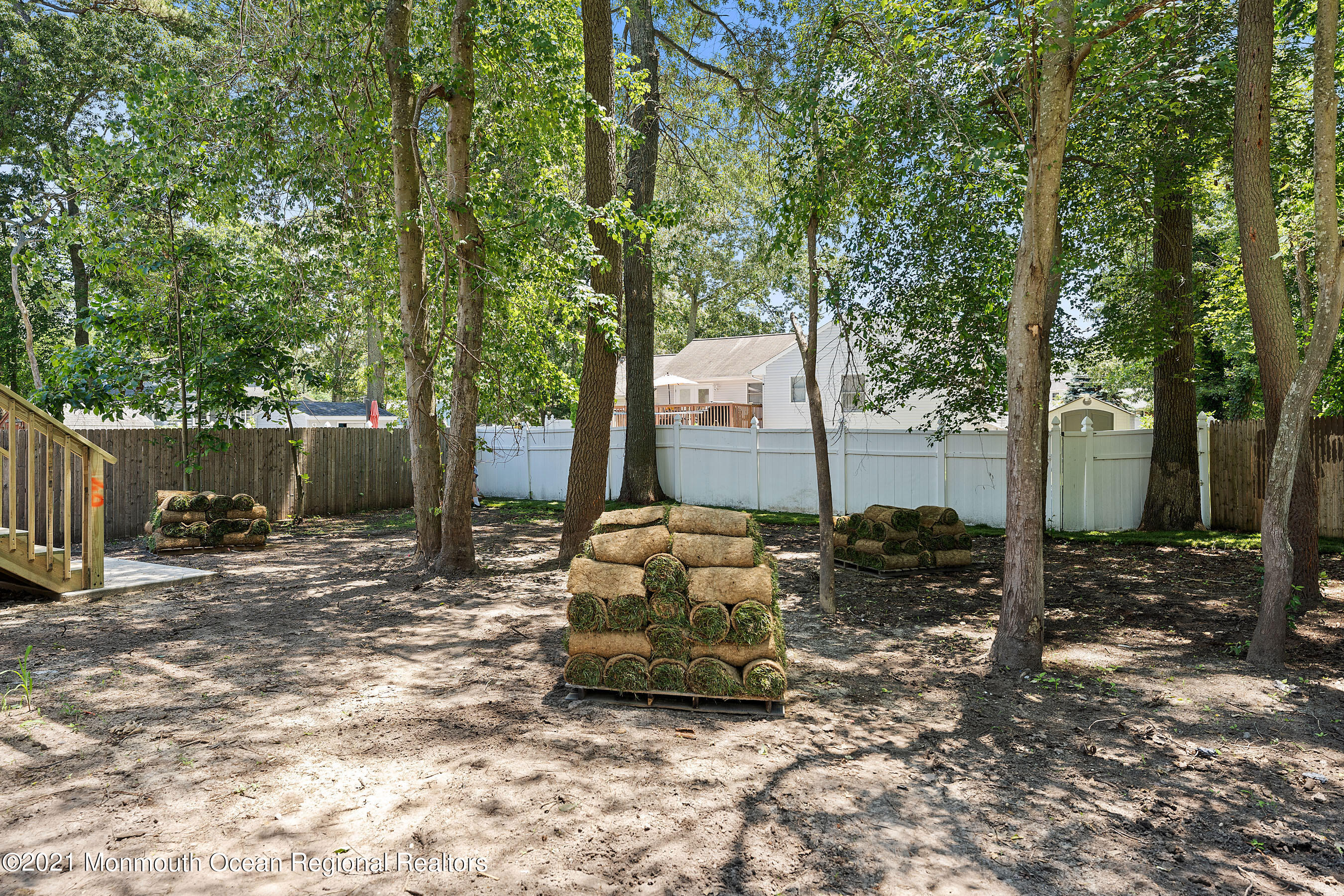 308 Riverside Drive Bayville, NJ 08721 - Photo 10 of 35 a view of a backyard with tree
