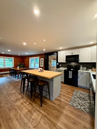 $750,000 | 478 Rolling Ridge Road, Bartlett, NH 03812