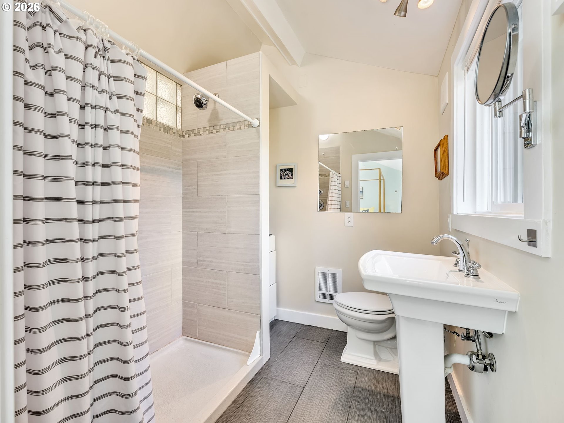 425 County Road Manzanita, OR 97130 - Photo 14 of 36 Gallery Image 14
