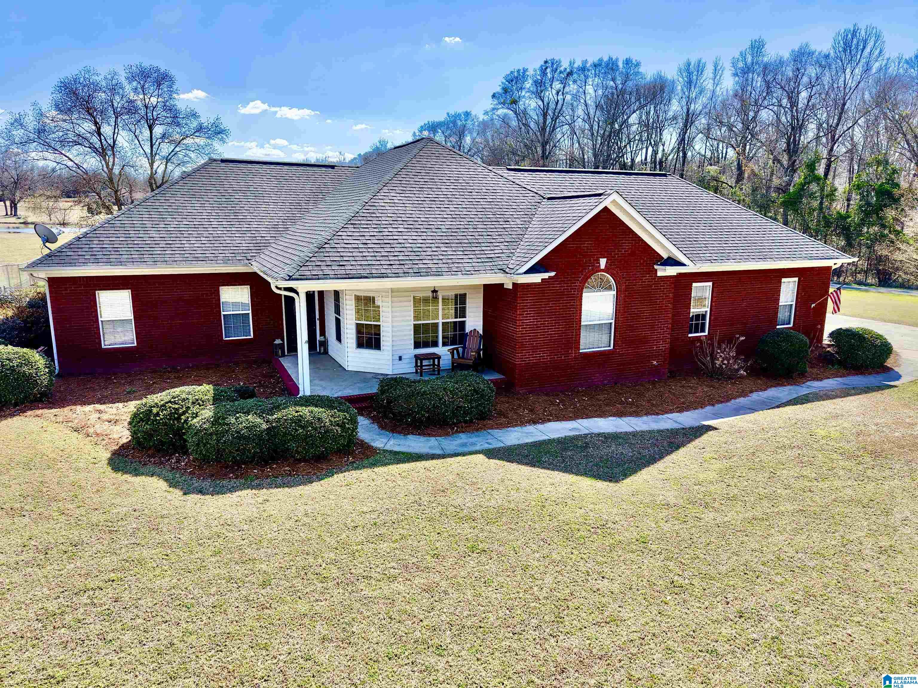 2015 County Road 18 Clanton, AL 35045 - Photo 1 of 17