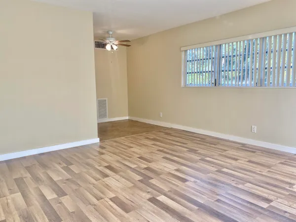 $1,650 | 2303 South Federal Highway, Unit 1, Boynton Beach, FL 33435